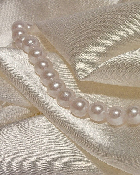 Harry Styles Pearl Necklace