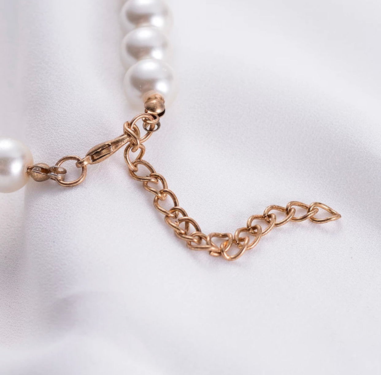 Harry Styles Pearl Necklace