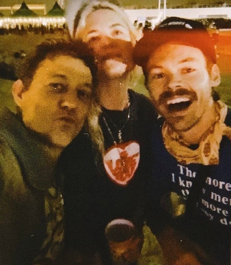 'The more I know men the more I love my dog' T-Shirt