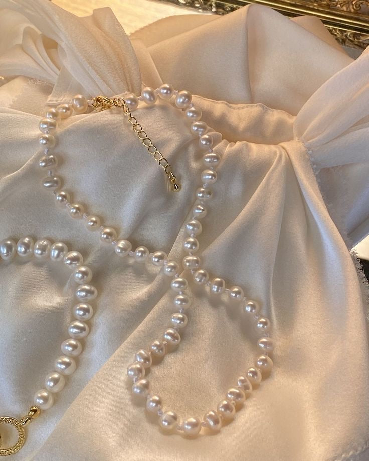 Harry Styles Pearl Necklace