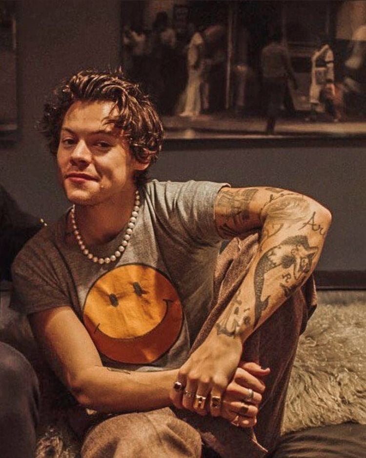 Harry Styles Pearl Necklace