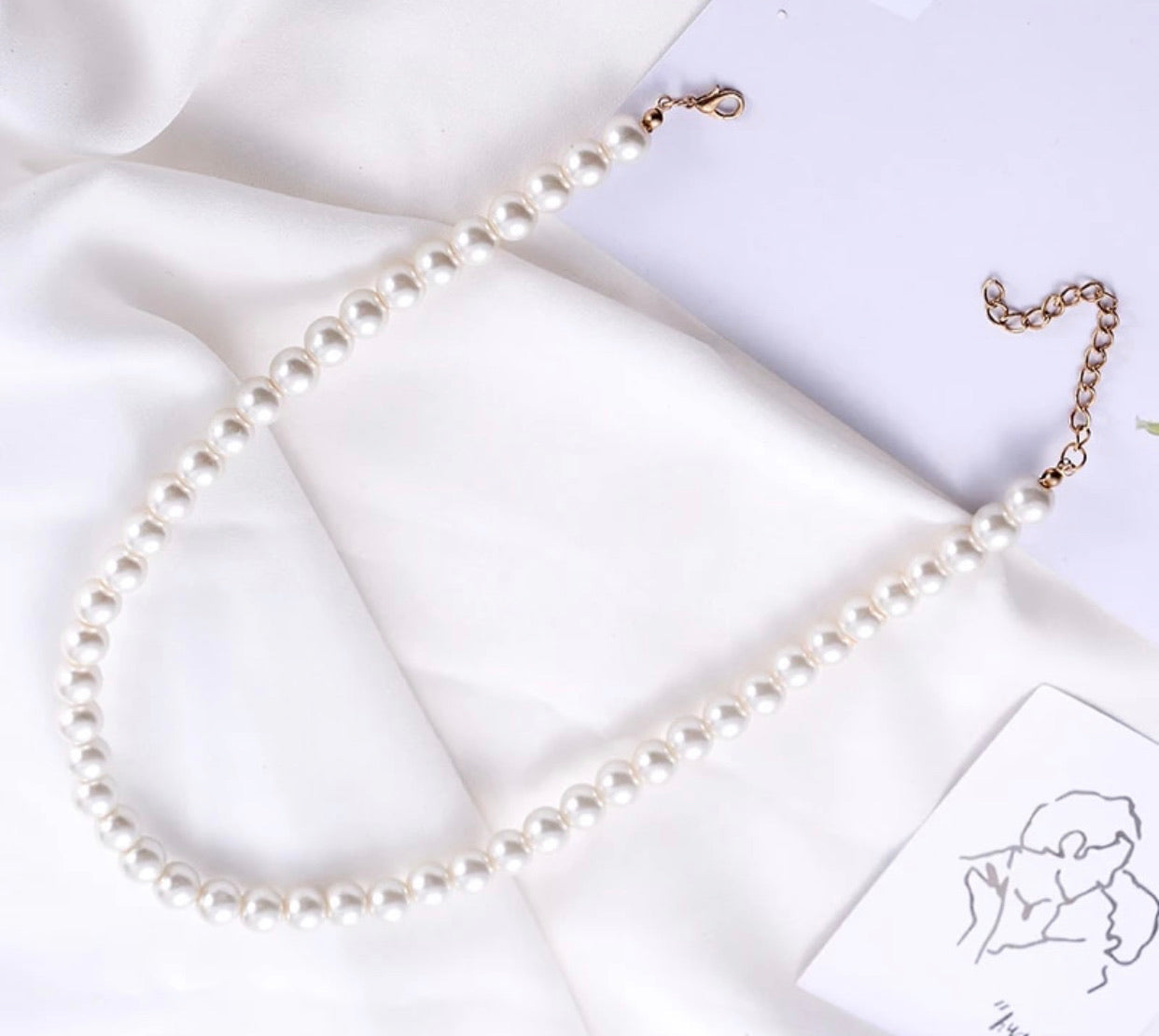 Harry Styles Pearl Necklace